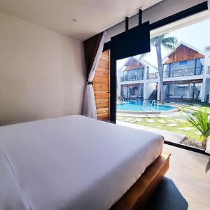 Tường Vy Hotel Mũi Né